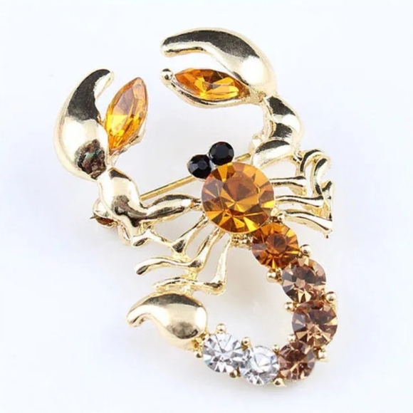 18K gold plated Orange and white crystal scorpion brooch - Picture 10 of 15